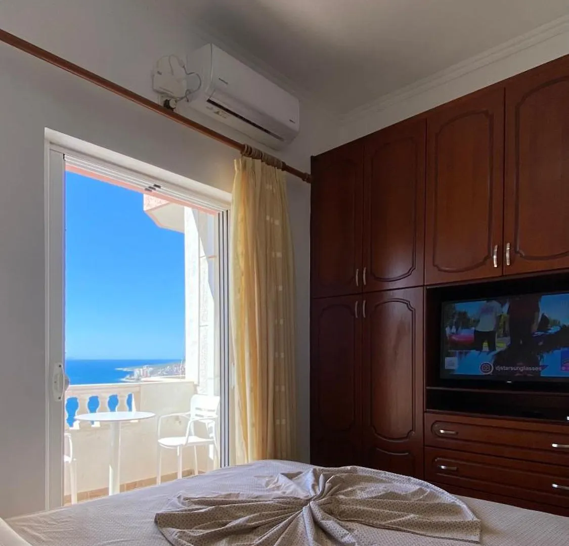 Villa Tani 2 In The City Of Saranda Is Located On Panorama Street Below The Lekursi Castle アルバニア