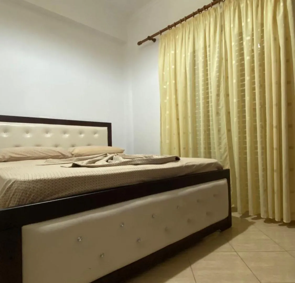 Villa Tani 2 In The City Of Saranda Is Located On Panorama Street Below The Lekursi Castle 0*, Sarandë アルバニア